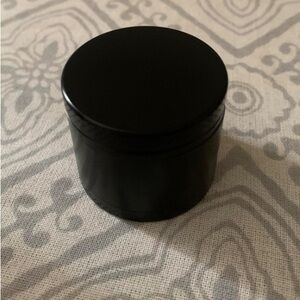 Plain Hot Topic Grinder